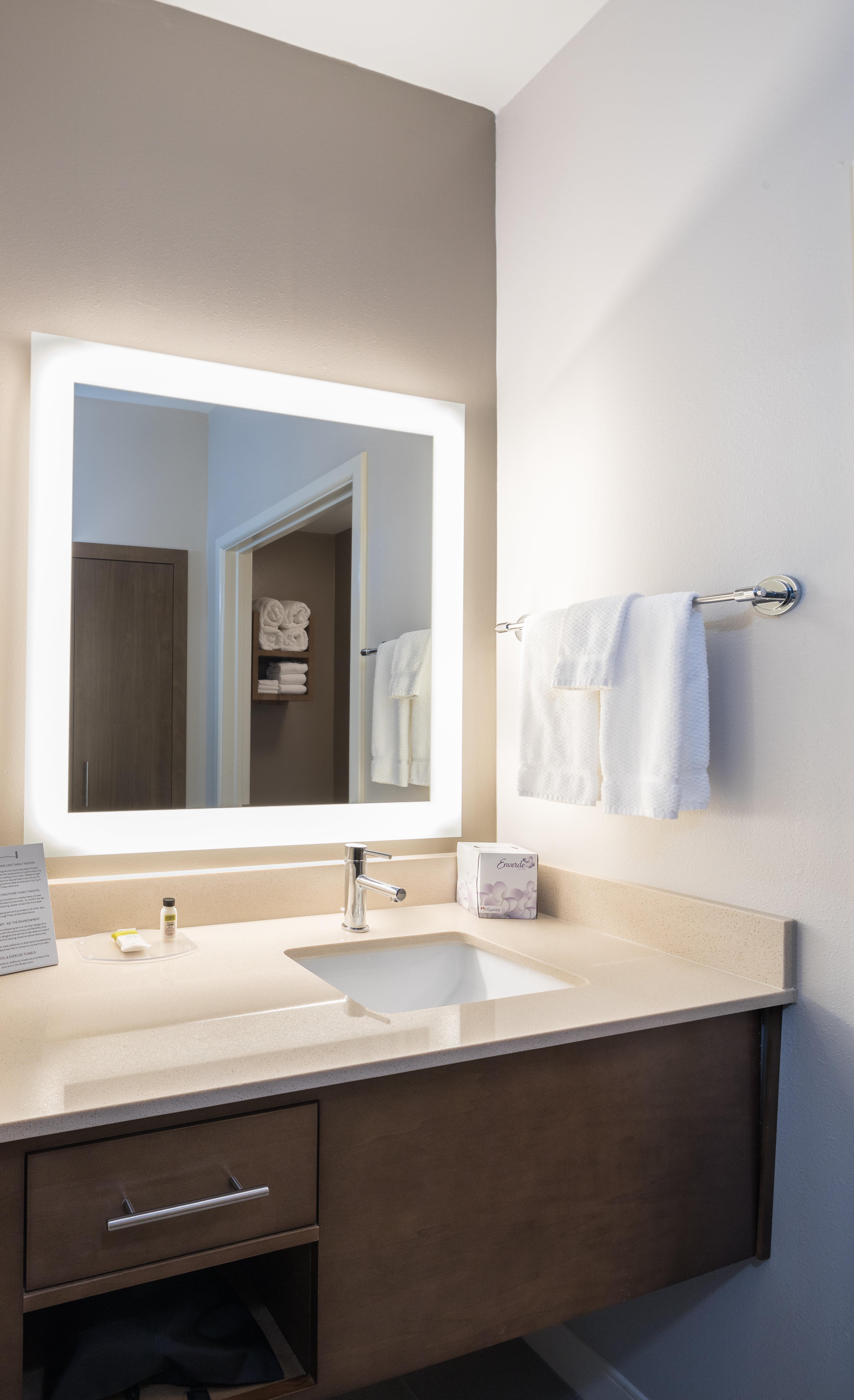 Staybridge Suites - Lake Jackson By Ihg Luaran gambar